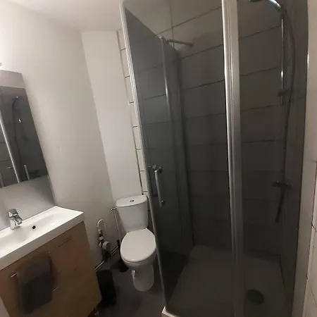 Appartement Beau T1 2 personnes BERGSON à Saint-Etienne  Extérieur photo